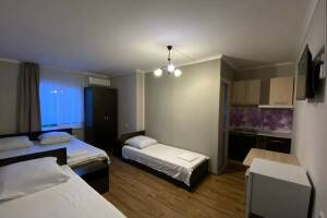 Изображение Изображение: 4-х местный номер «Комфорт» #1 #7