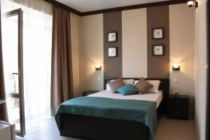 Изображение Изображение: Двухместный стандарт с балконом #1 #2