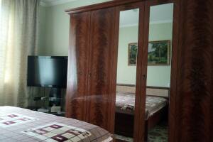 Изображение Изображение: Трехместный номер с удобствами (кухня на этаже) #1 #3