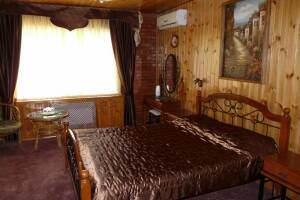 Изображение Изображение: Спальный корпус № 1 (комната № 6) #1 #5