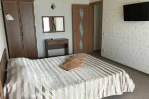 Изображение Изображение: Двухкомнатный четырёхместный номер #1 #3