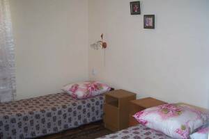 Изображение Изображение: Трёхместная комната «Эконом» первый этаж #1 #5