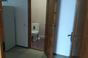 Изображение Изображение: Комната для троих с балконом, удобства на этаже #1 #6