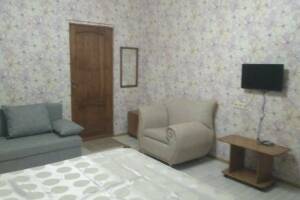 Изображение Изображение: Комната для троих с удобствами и балконом 2 этаж #1 #9