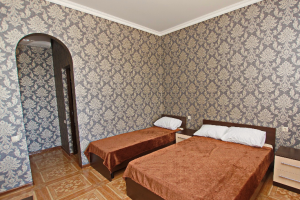 Изображение Изображение: 3-х местный номер с удобствами #1 #3