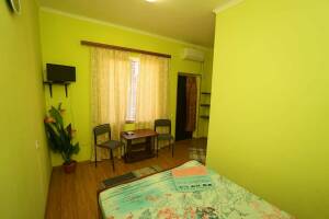 Изображение Изображение: 2-х местный номер с балконом #1 #5