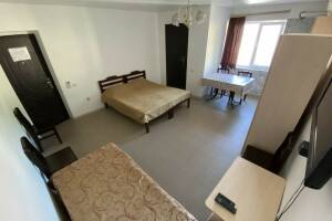 Изображение Изображение: 3-х местный номер люкс с кухней #1 #4