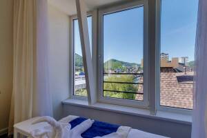 Изображение Изображение: 4-х местный маленький балкон с видом на море 5этаж #1 #15