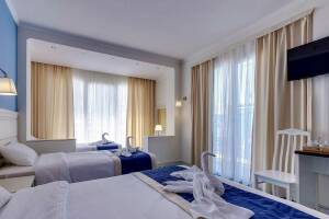 Изображение Изображение: 4-х местный номер с балконом с видом на море #1 #1