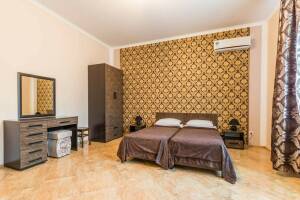 Изображение Изображение: 4−6-ти местный номер #1 #4