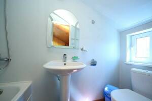 Изображение Изображение: Мансарда Двухкомнатный с Балконом (Номер 12) #1 #5