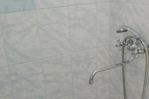 Изображение Изображение: Двухместный Люкс № 4 на 2 этаже с балконом #1 #3