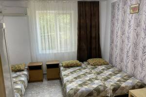 Изображение Изображение: Трёхместный номер (N12; 1этаж) #1 #9