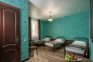 Изображение Изображение: Трехместный стандарт с раздельными кроватями #1 #4