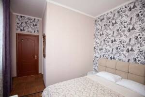 Изображение Изображение: 2-х местный номер со всеми удобствами #1 #2