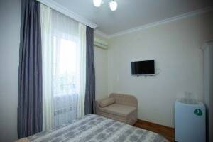 Изображение Изображение: 3-х местный номер со всеми удобствами #1 #3