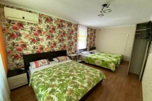 Изображение Изображение: Четырехместный «Стандарт» с балконом #1 #4