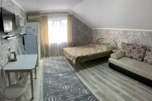 Изображение Изображение: 3-х местный номер Люкс № 3 #1 #3