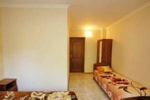 Изображение Изображение: 3-х местный «Люкс» с доп. местом #1 #2