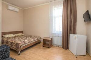 Изображение Изображение: 3-х местный номер «Люкс» #1 #2