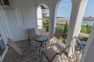 Изображение Изображение: 2-х комнатный семейный «Комфорт» (2 этаж) #1 #8