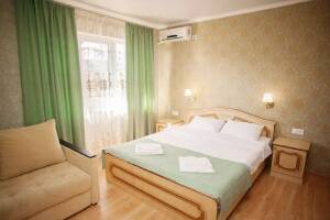 Изображение Изображение: 4-х местный «Люкс» с балконом #1 #1