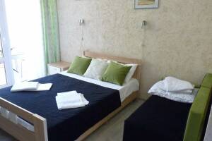 Изображение Изображение: 4-х местный номер «Комфорт — улучшенный» корпус С #1 #9