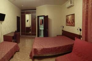 Изображение Изображение: Трехместный полулюкс #1 #2