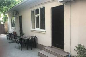 Изображение Изображение: 4-х местный номер с отдельным входом #1 #10