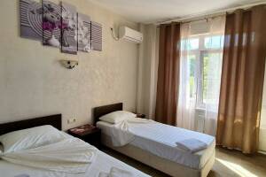 Изображение Изображение: 3-х местный номер «Стандарт», комната — 23 #1 #3