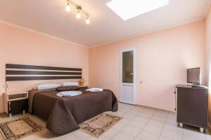 Изображение Изображение: Пятиместный номер с удобствами #1 #3