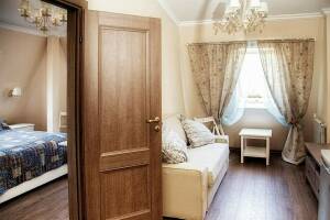 Изображение Изображение: Suit (пятиместный двухкомнатный номер) #1 #4