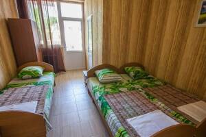 Изображение Изображение: 3-х местные номера #1 #2