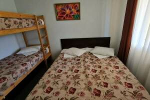 Изображение Изображение: Четырехместный (первый этаж) с балконом. Вид двор #1 #4