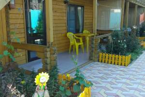 Изображение Изображение: 4-х местный в дерев доме с террасой и мини кухней #1 #5