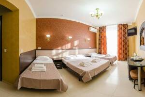 Изображение Изображение: Люкс 4-местный с балконом, к. Палермо #1 #14