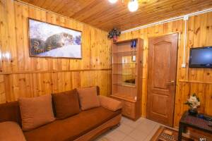 Изображение Изображение: Номера 1 и 2. 4-х, местные, Цена за номер #1 #1