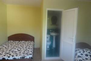 Изображение Изображение: Трехместный номер «Стандарт» с удобствами #1 #2