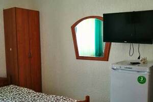 Изображение Изображение: 3-х местный номер с кухней. Эконом, к. № 1 #1 #3