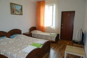 Изображение Изображение: Трехместный «Люкс» #1 #2