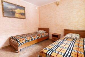 Изображение Изображение: «Люкс» 2х комнатный, 4х местный, с кондиционером #1 #3