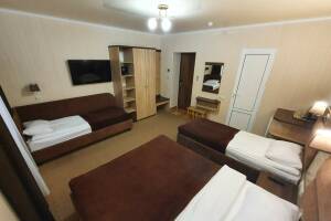 Изображение Изображение: Четырехместный номер с удобствами #1 #3