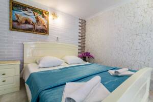 Изображение Изображение: 4-х местный номер с удобствами #1 #6