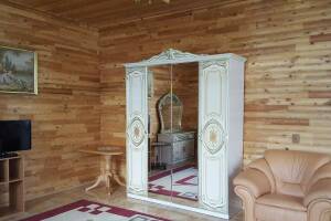 Изображение Изображение: Улучшенный семейный двухкомнатный «Люкс» #1 #3