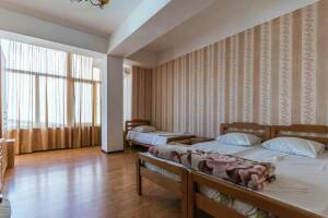 Изображение Изображение: Трехместная комната #1 #2