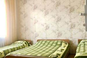 Изображение Изображение: Трехместный номер + кресло кровать #1 #4