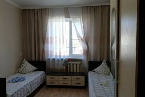 Изображение Изображение: Трехместный эконом #1 #2