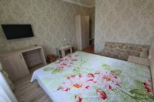 Изображение Изображение: 2-х местный номер с балконом #1 #4