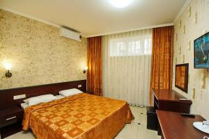 Изображение Изображение: Двухместный номер без балкона на цоколе #1 #15