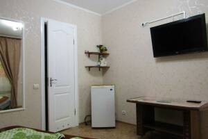 Изображение Изображение: Трехместный номер с удобствами #1 #1